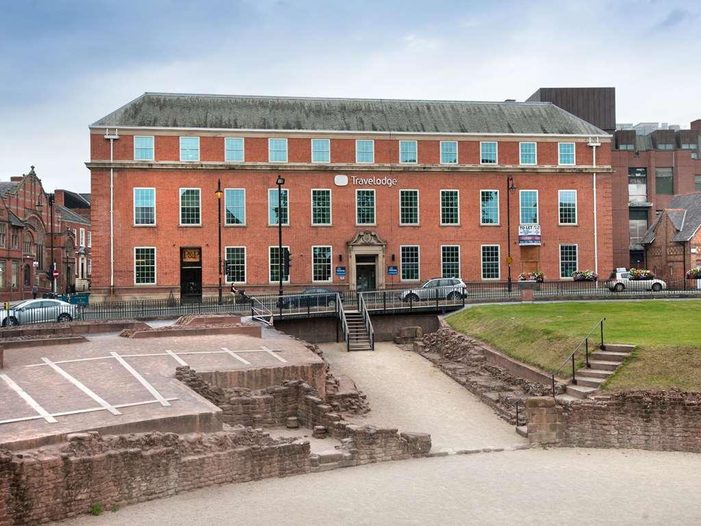 Travelodge Chester Central Exterior photo